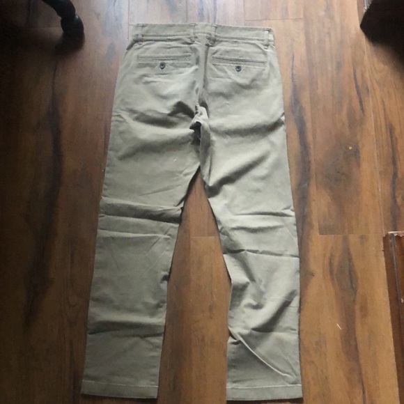 Men’s goodfellow khaki pants size 29x30 - Picture 2 of 6